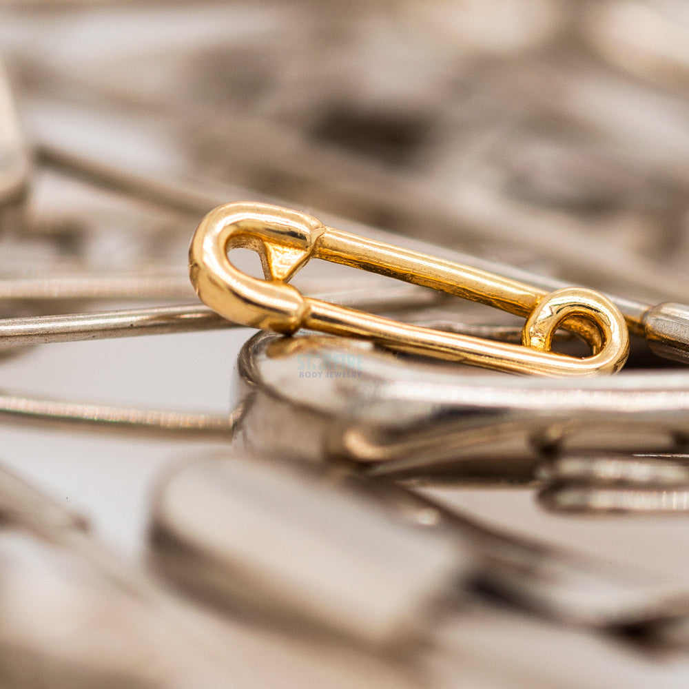 threadless: Safety Pin End in Gold
